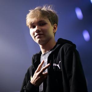 年轻球员佩 年轻球员佩